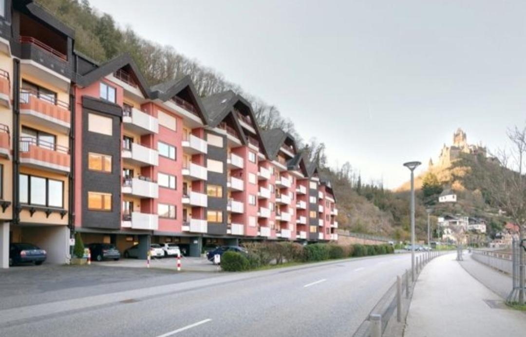 Panorama Oase Ferienwohnung Mit Blick Auf Mosel Und Reichsburg Κόχεμ Εξωτερικό φωτογραφία