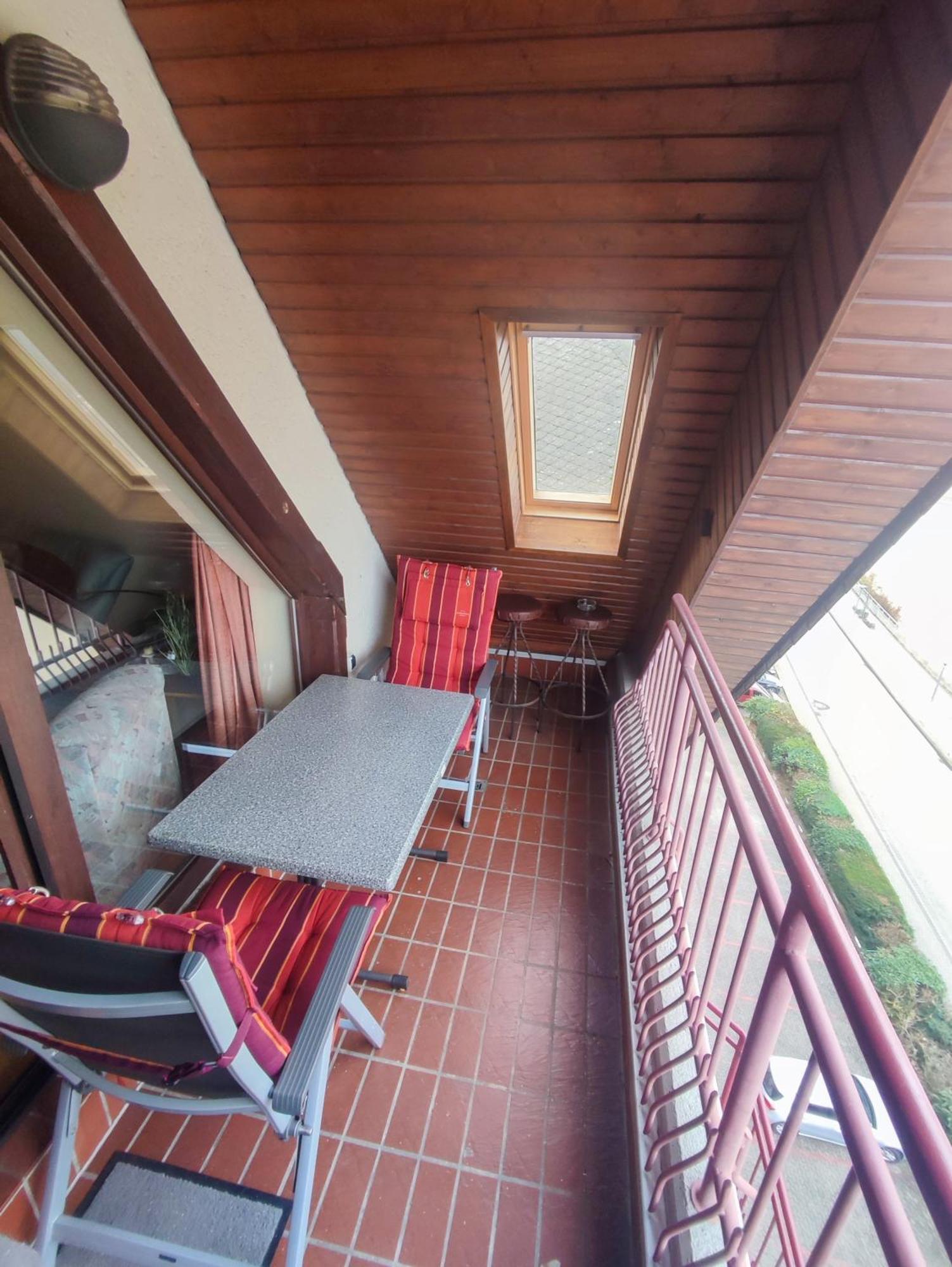 Panorama Oase Ferienwohnung Mit Blick Auf Mosel Und Reichsburg Κόχεμ Εξωτερικό φωτογραφία